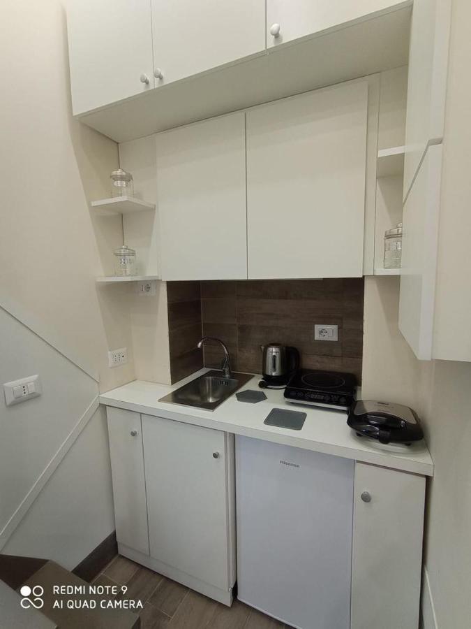The Small House In Naples Apartment Exterior photo